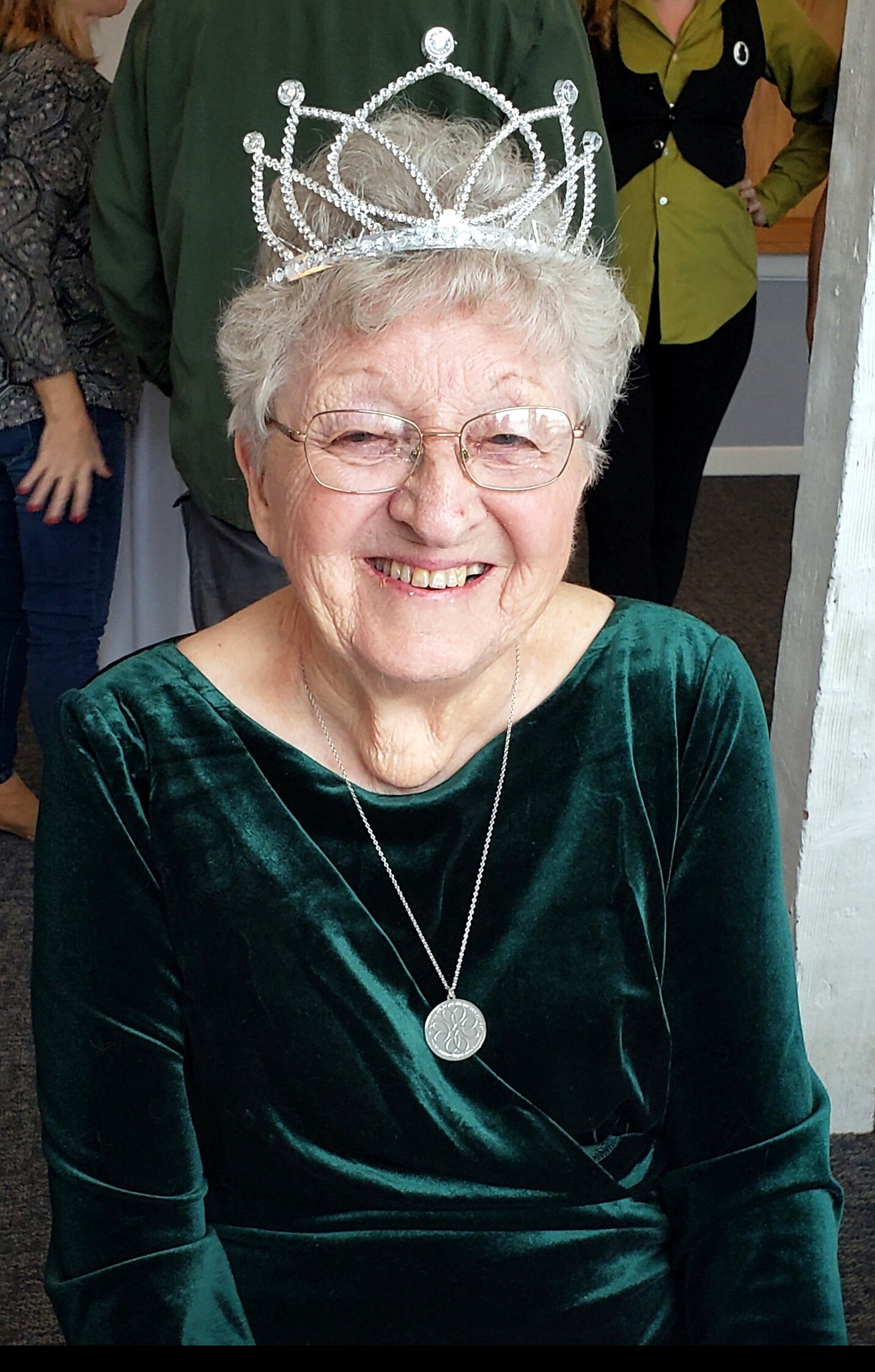 phyllis helton